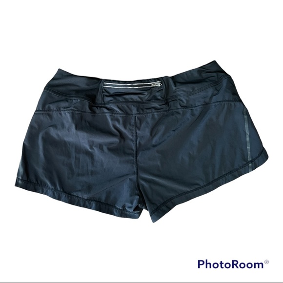 Black Athleta Shorts size large - Picture 2 of 3